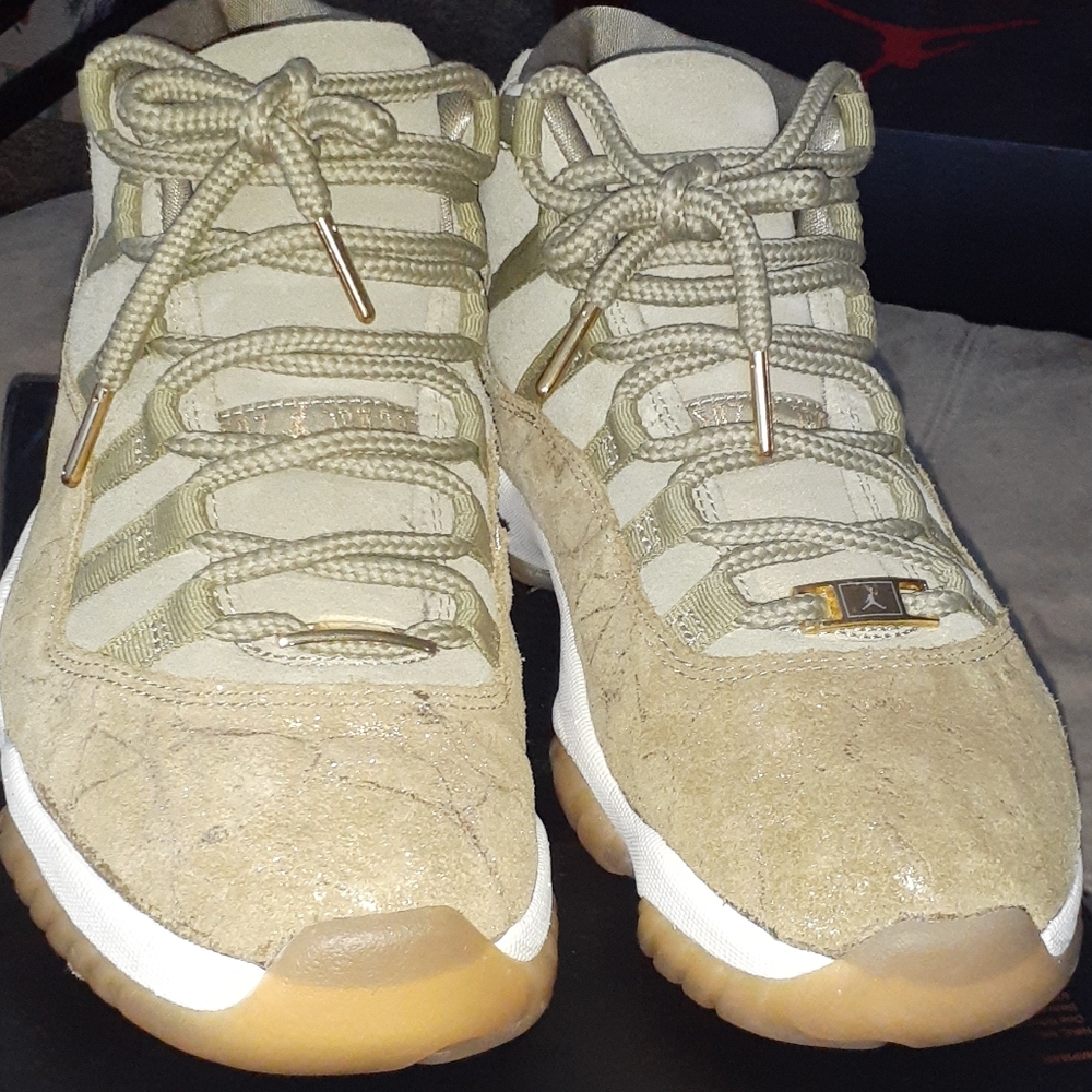 11 Retro